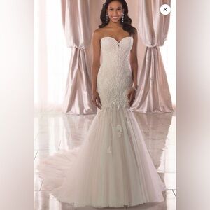 STELLA YORK beaded wedding dress bride moscato blush undertone size 16